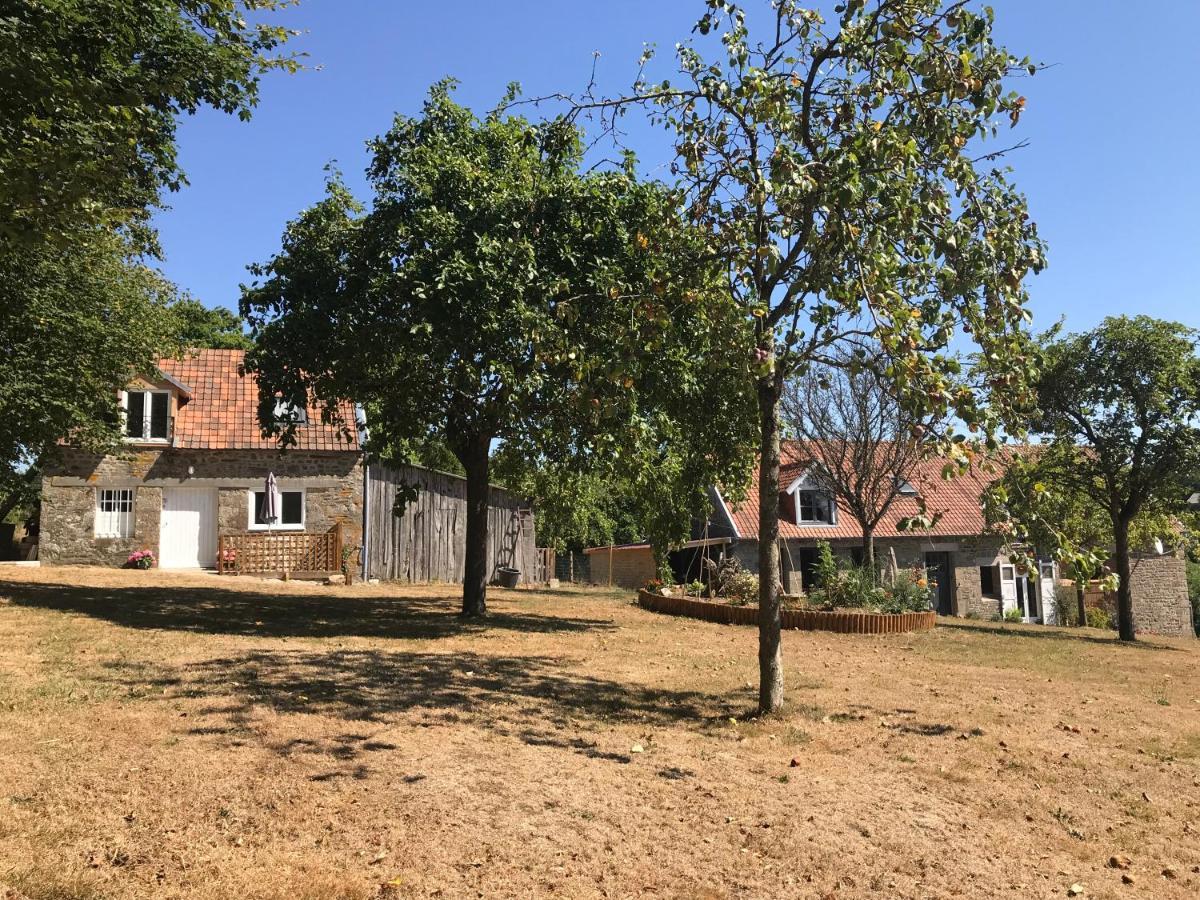 Ferme De Noyes Cottage Sourdeval 外观 照片
