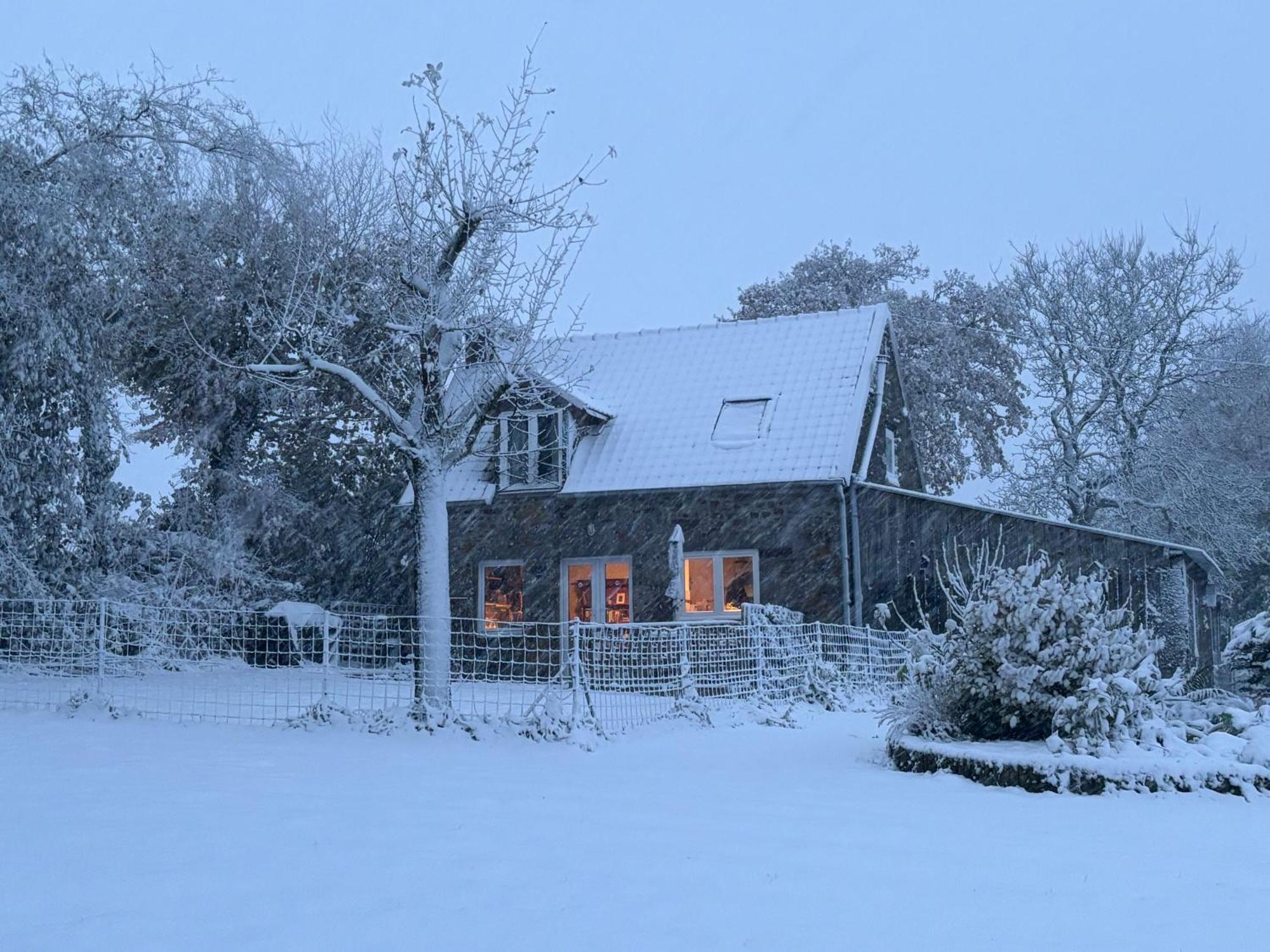 Ferme De Noyes Cottage Sourdeval 外观 照片