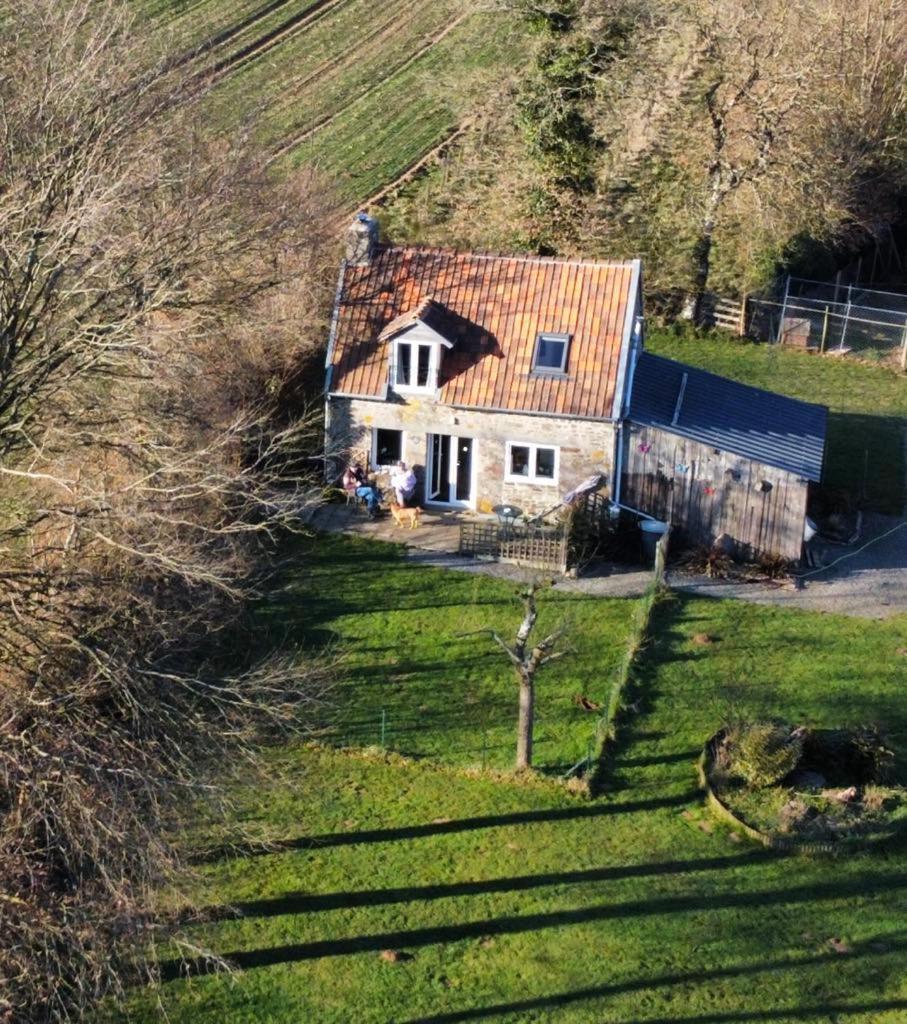 Ferme De Noyes Cottage Sourdeval 外观 照片
